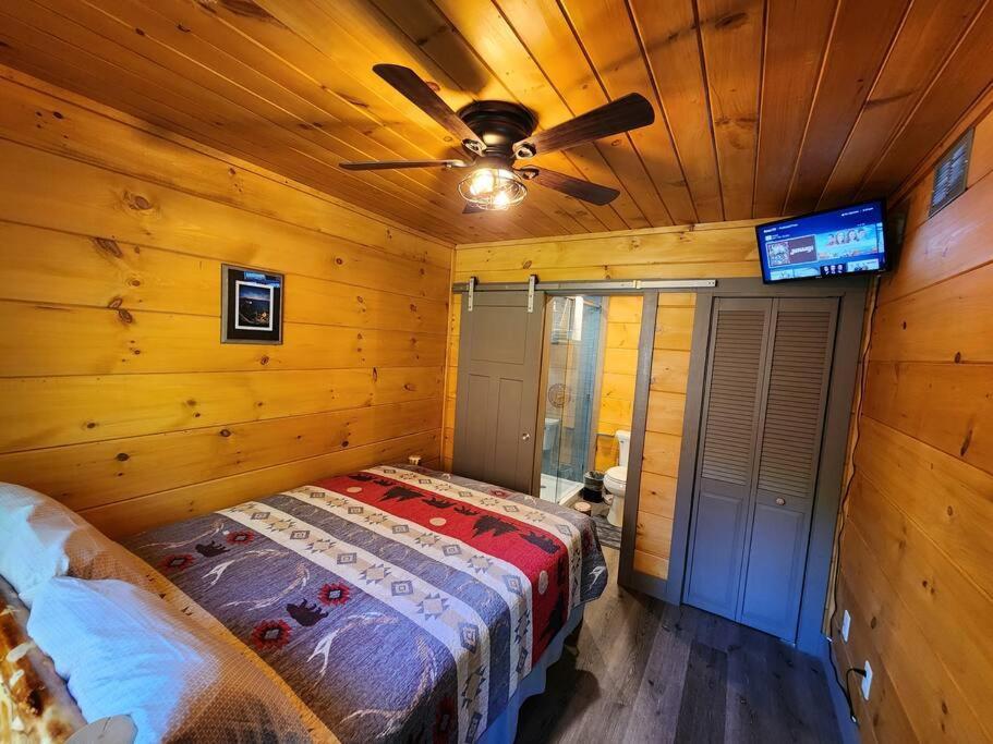 Dancing Bear Cabin- Relax & Enjoy! Sevierville Exterior foto